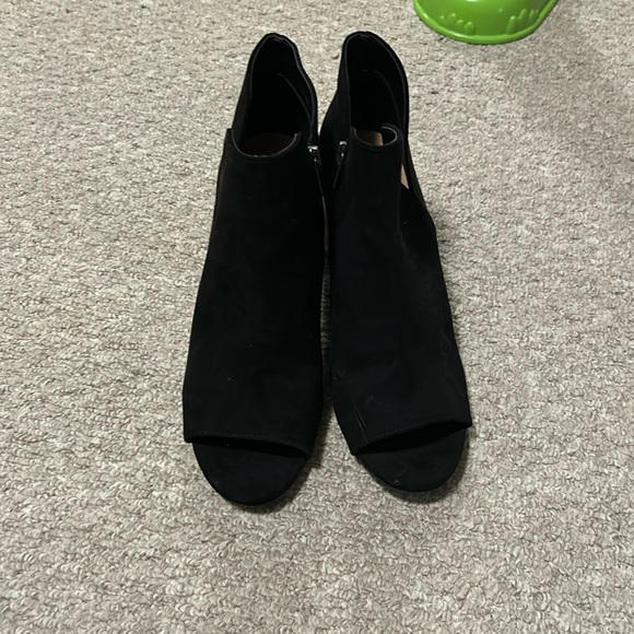 BAMBOO Black Peep Toe Heels - Picture 1 of 9